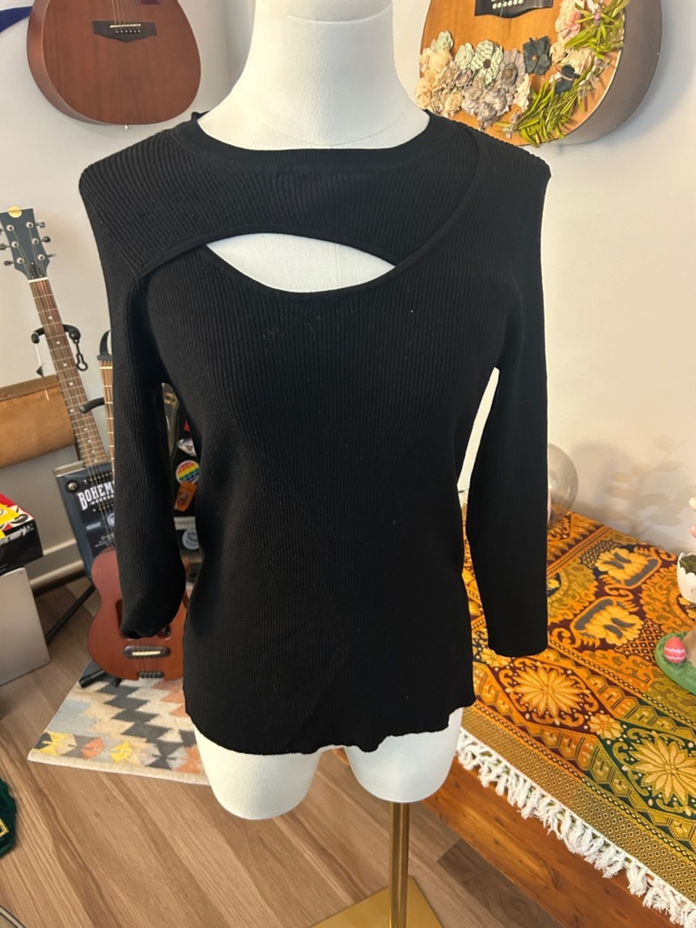 Carmen Black Ribbed Knit Cutout Long Sleeve Top